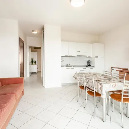 Apart-hotel Onda Blu 4*