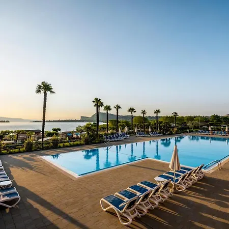 Aparthotel Onda Blu 4*